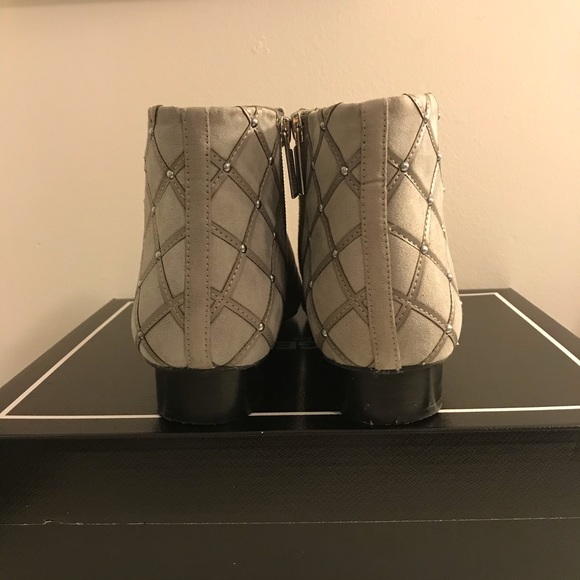 NWOT heeled ankle boots - Picture 6 of 9